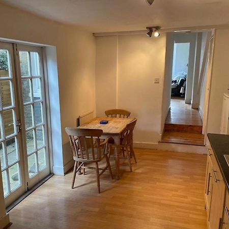 Beautiful Ground Floor Garden Flat Apartman London Kültér fotó