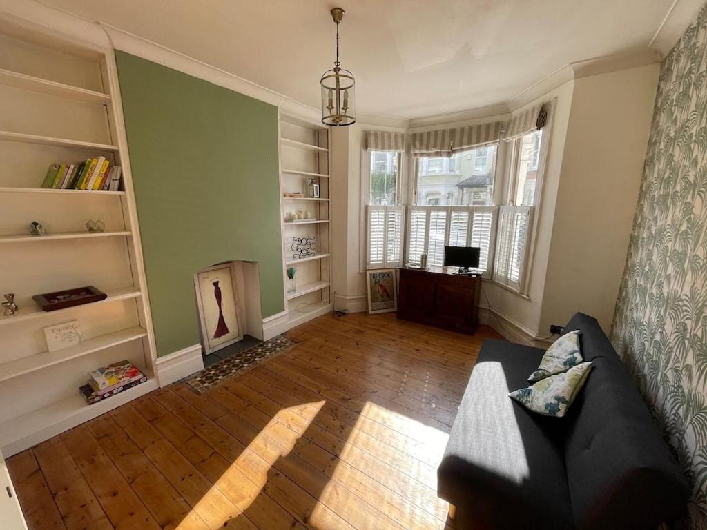 Beautiful Ground Floor Garden Flat Apartman London Kültér fotó